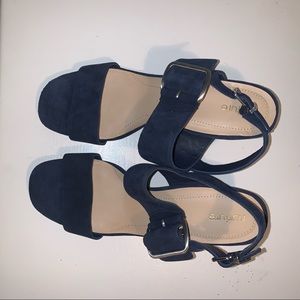 NEVER WORN Navy Chunky Suede Sandal